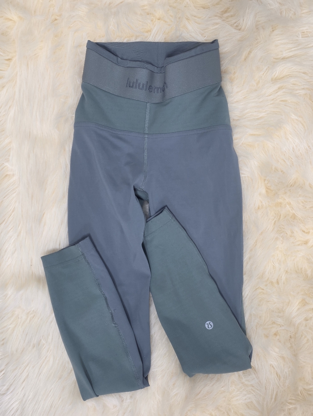 lululemon athletica Women’s Green Gray Leggings Size 0 High Waist
